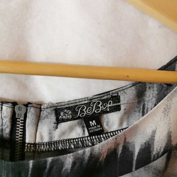 BeBop Tie-dyed midi dress, medium - Picture 4 of 16